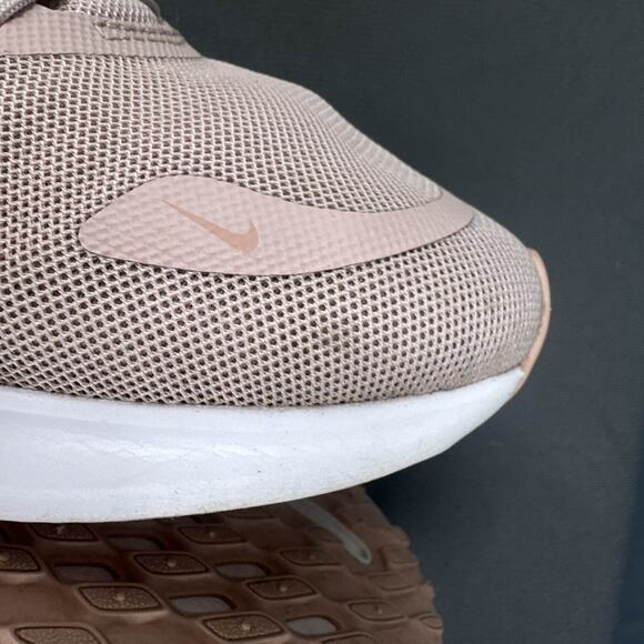 Nike Shoes 9 Quest 5 Running Barely Rose Pink Sporty Athletic Gym Athleisure PE - Picture 16 of 16